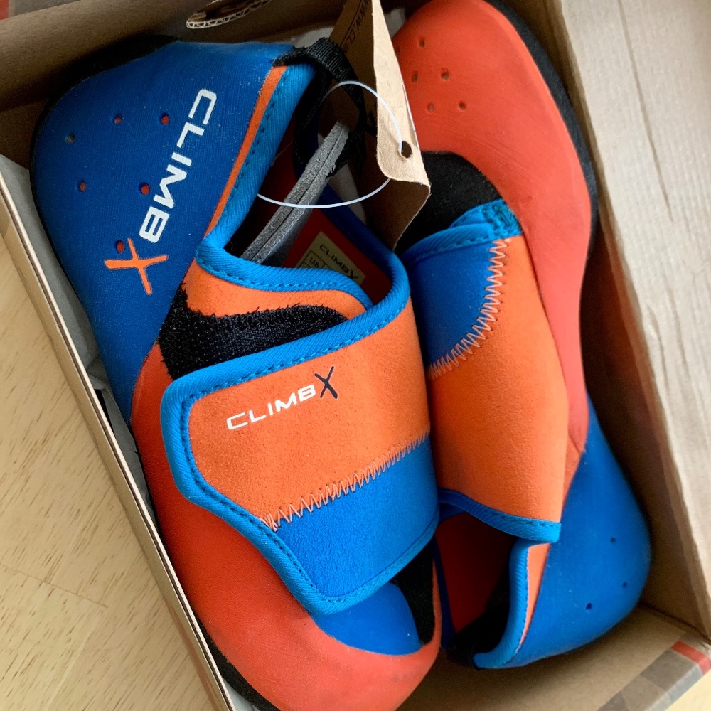 CLIMBX Kinder Climbing Shoes, Size 3, NIB